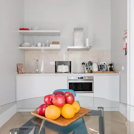 Apartamento Elegante Com Varanda Apartamento